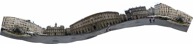 LYON_PLACE_DES_TERRAUX_01