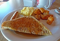  Complimentary buffet breakfast at International Inn Cape Cod in Hyannis.
