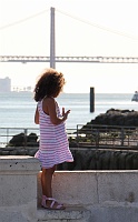  O Tejo, Off Praça do comercio
