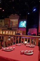  Buck Owens' Crystal Palace dining and performance area
