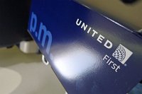  First Class snack box onboard UA BFL-IAH