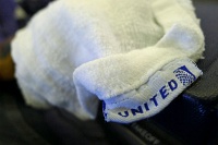  Warm towel with new United logo