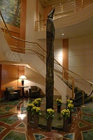  Lobby entryway