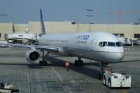  United 757-300