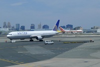 Newark International Airport (EWR)
