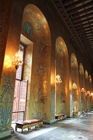  Golden Room