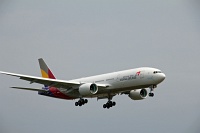  New Asiana 777 on final approach at Paine Field