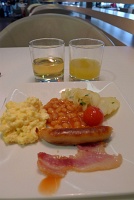  SkyTeam Lounge: Sausage, cherry tomato, potatoes, beans, bacon, and scrambled eggs