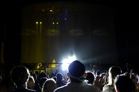  Curtain rises on Kelly Clarkson