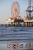  Pleasure Pier