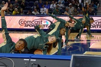  Baylor players stretch