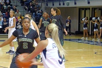  Rice's Jessica Goswitz with the ball.