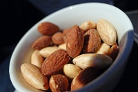  Warm nuts