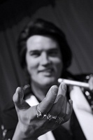  Elvis Presley