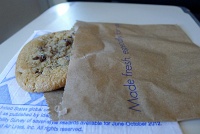  Chocolate chip cookie, United 757-200