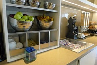  Food selection, T-2 United Club at ORD