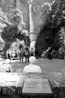  Multnomah Falls