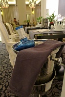  Hotel Gran Melia Colon breakfast buffet, Sevilla: Mineral water on ice