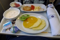  Lufthansa Business Class breakfast, MAD-FRA