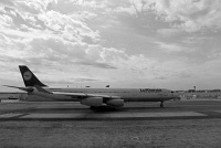  Lufthansa A340, Frankfurt Airport