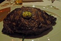  Ribeye steak with mashed potatoes and haricots verts