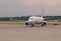  737 at IAH