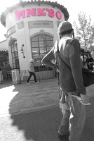  Pink's Hot Dogs at Universal Studios Hollywood theme park