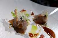  Le hamachi: Hamachi served as ravioli with sea urchin in lemon vinaigrette