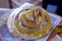  Cinnamon Roll, United Airlines First Class