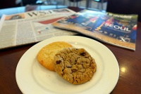  Snickerdoodle and oatmeal raisin cookies, United Club at Houston Bush Intercontinental Airport