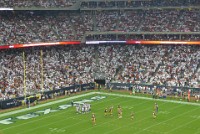 P1150186  Texans backed up to their own endzone