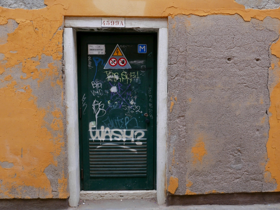 IMG-701
